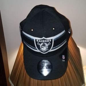 NFL Las Vegas Raiders Football Hat New Era 39